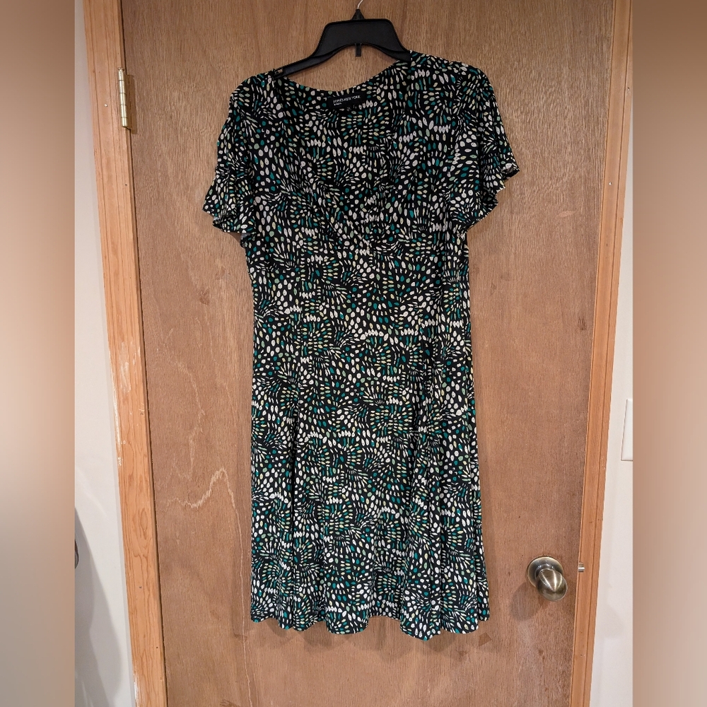 Jones New York Black and Green Midi Dress